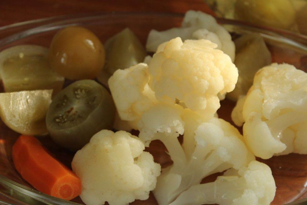 PROVEREN RECEPT ZA TURŠIJU: Kiselo povrće koje se pravi 5.000 godina - super je kao meze ili salata - featured image