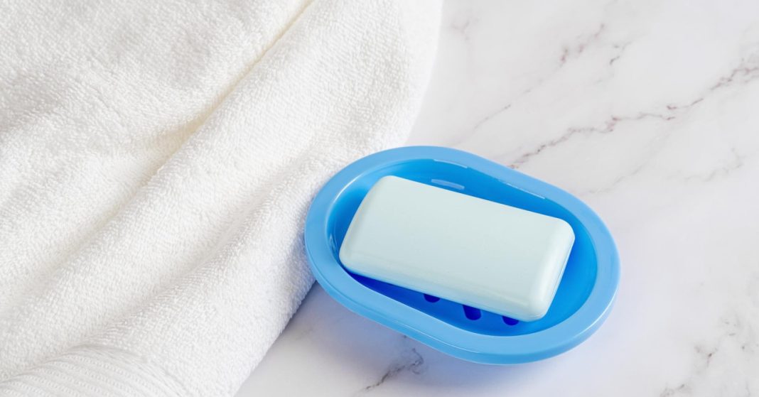 Prije spavanja uvijek stavite sapun pored kreveta: Kad čujete zašto, učinit ćete to već večeras - featured image Prije spavanja uvijek stavite sapun pored kreveta: Kad čujete zašto, učinit ćete to već večeras - featured image