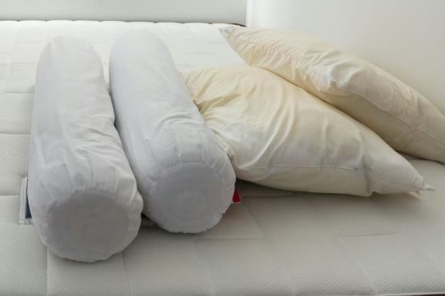 Najjeftiniji trik da vam jastuci budu snježno bijeli - featured image Najjeftiniji trik da vam jastuci budu snježno bijeli - featured image