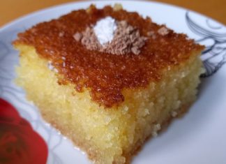 Brz i sočan kolač od griza: Mjera na čašu, bez miksera, za svaki dan! Brz i sočan kolač od griza: Mjera na čašu, bez miksera, za svaki dan! - featured image