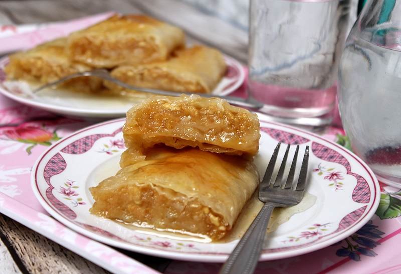 Jabukovača – pita sa jabukama - featured image Jabukovača – pita sa jabukama - featured image